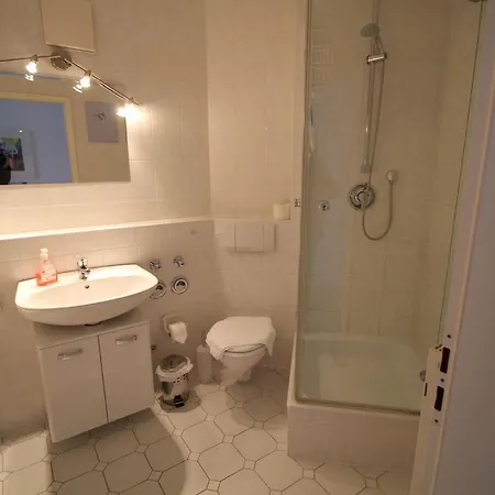 Ferienwohnung Meerblick Und Hafenromantik * 사스니츠